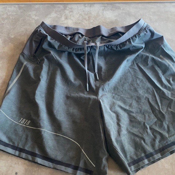lululemon mens running shorts